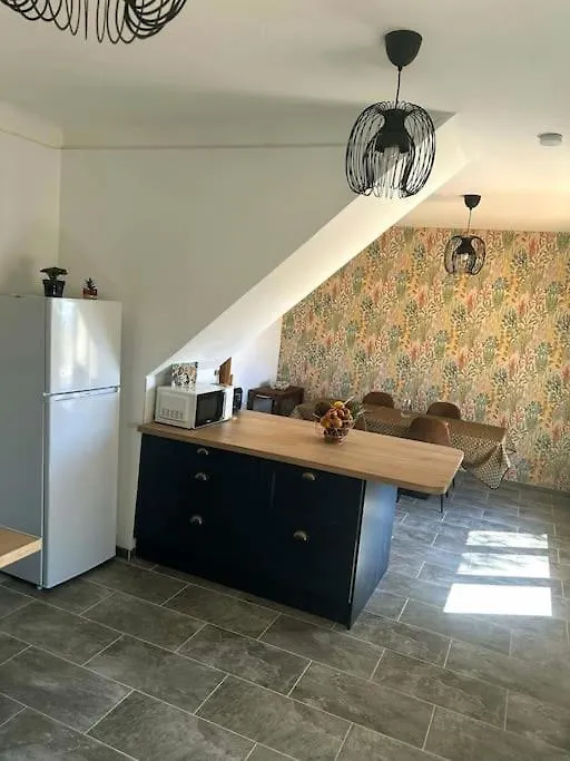 Hébergement de vacances Villa Au Micocoulier à Châteauneuf-de-Gadagne