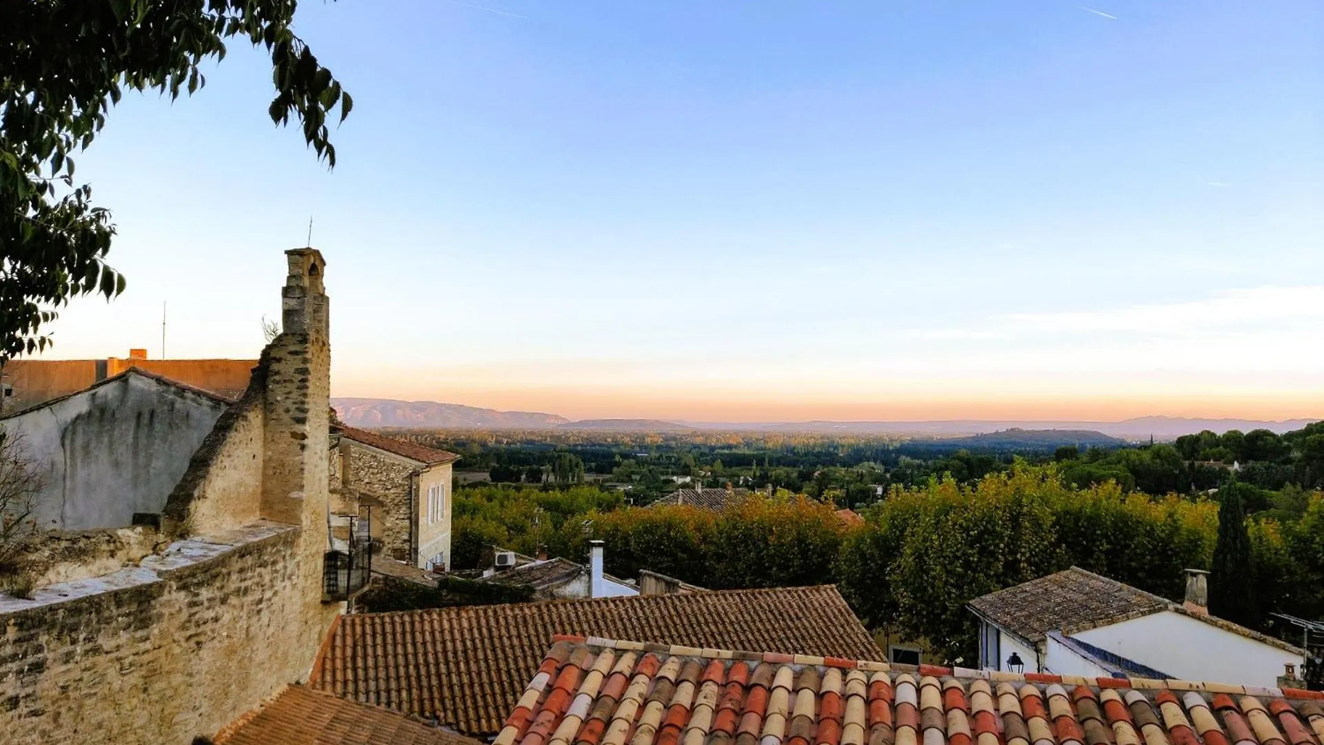 Au Micocoulier Villa Chateauneuf-de-Gadagne 0*,  France